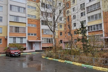 2-к квартира, 52 м², 2/10 эт.