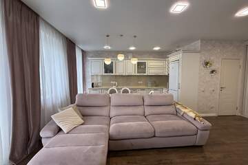 3-к квартира, 101 м², 3/3 эт.