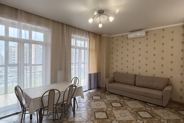 2-к квартира, 72 м², 8/18 эт.