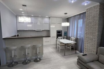 3-к квартира, 95 м², 5/22 эт.